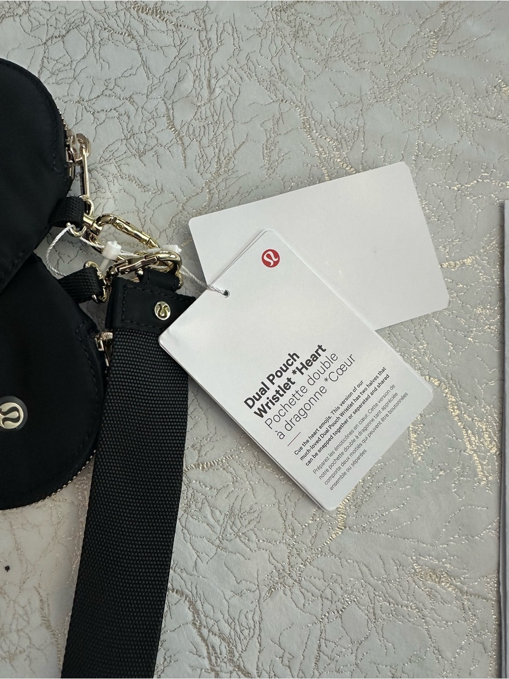 Lululemon Black/Gold Dual Pouch Wristlet Heart - Picture 2 of 3